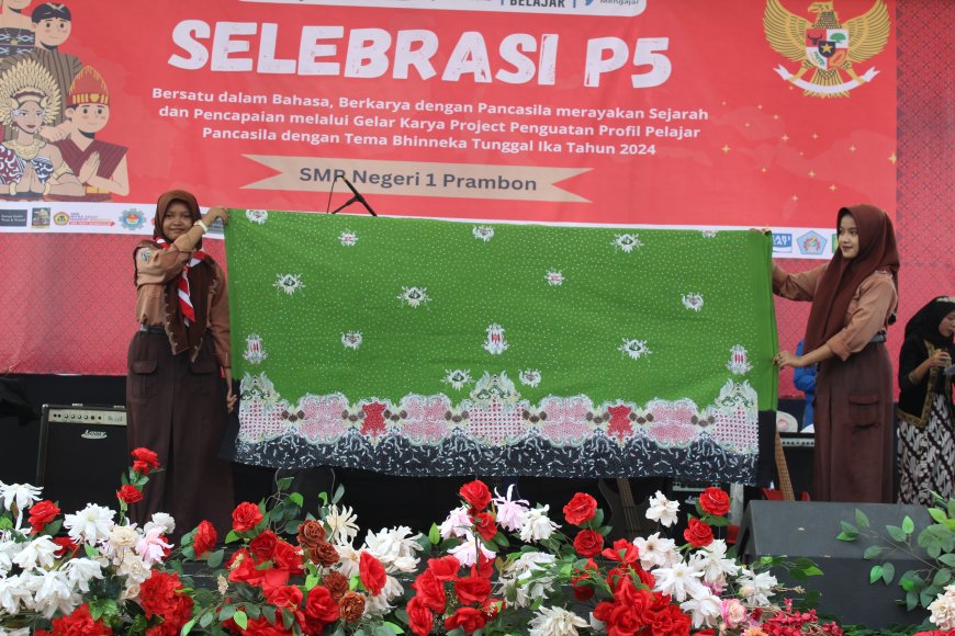 Mengangkat Kearifan Lokal: Tari Klepon dan Batik Klepon Khas SMP Negeri 1 Prambon Diresmikan