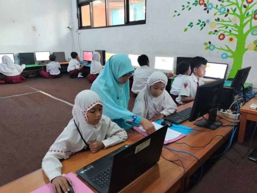 Membuka Jendela Dunia: Literasi Informasi sebagai Pilar Pendidikan Modern di SDN Bohar, Kecamatan Taman, Kabupaten Sidoarjo