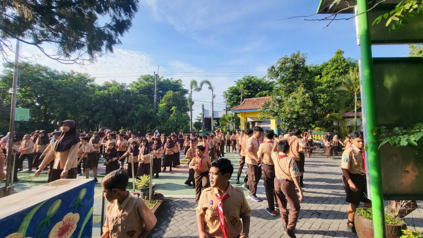 Pembiasaan Senam Anak Indonesia Hebat Tiap Pagi di SDN Bligo, Untuk Melaksanakan 7 Kebiasaan Anak Indonesia Hebat