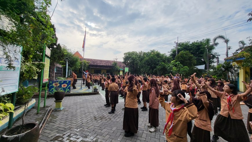 Pembiasaan Senam Anak Indonesia Hebat Tiap Pagi di SDN Bligo, Untuk Melaksanakan 7 Kebiasaan Anak Indonesia Hebat