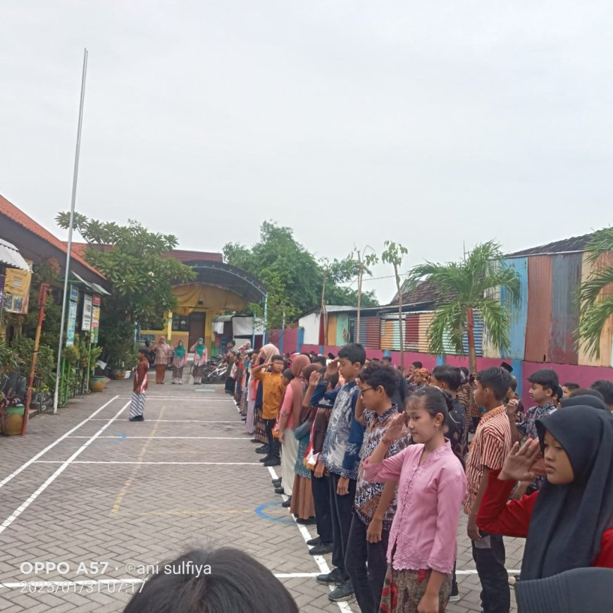 Peringatan Hari Jadi Sidoarjo ke-166 di SD Negeri Kragan