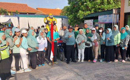 Sukses dan Meriah!!! Pawai Dies Natalis ke-37 SMPN 2 Taman