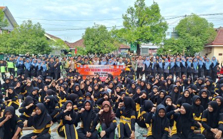 Bakti Sosial dalam Rangka Meriahkan Dies Natalis ke-48 SMP Negeri 1 Krembung