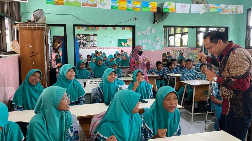 Siswa SDN Jogosatru Sukodono Antusias Ikuti Kegiatan Kreativitas dan Entrepreneur melalui Digital Studentpreneur