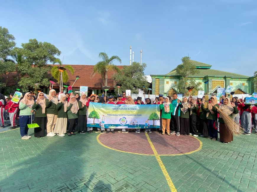 SMP Negeri 1 Buduran Gaungkan Semangat Kolaborasi untuk Lingkungan Bersih di Hari Peduli Sampah Nasional