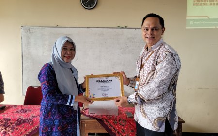 Digital Studentpreneur di SDN Wage 1: Meningkatkan Kreativitas dan Kemampuan Public Speaking Siswa