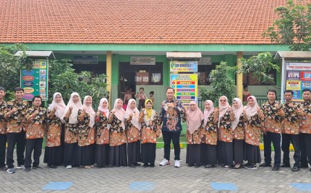 Digital Studentpreneur di SDN Wonocolo 1: Membangun Jiwa Kreatif dan Digital Siswa