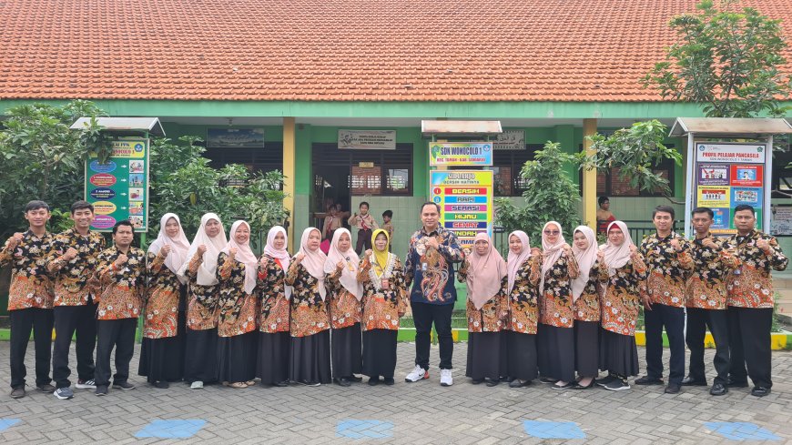 Digital Studentpreneur di SDN Wonocolo 1: Membangun Jiwa Kreatif dan Digital Siswa