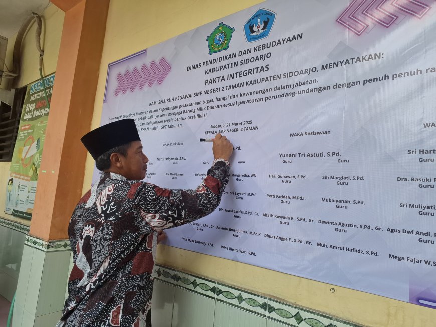 Penandatanganan Pakta Integritas ASN SMP Negeri 2 Taman