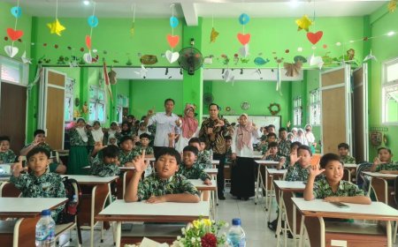 Kembangkan Potensi Digital Siswa, SDN Bluru Kidul 1 Gelar Program “Digital Studentpreneur”
