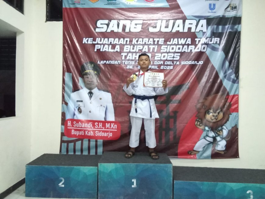 Peserta Didik SMPN 2 Krembung Borong Prestasi di Kejuaraan Karate Piala Bupati Sidoarjo