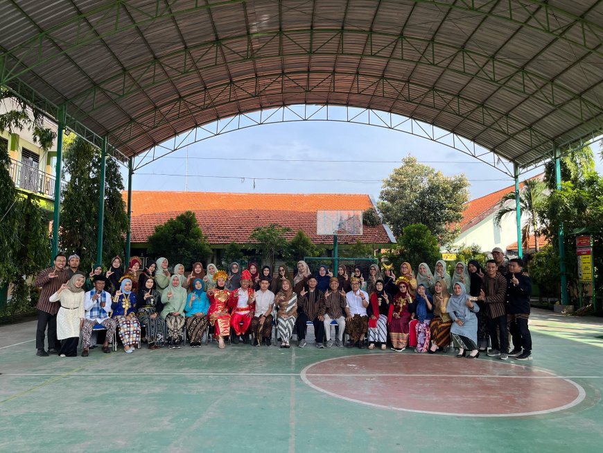 Semarak HARDIKNAS SMP Negeri 1 Prambon: Membangun Karakter Peserta Didik melalui Perlombaan Edukatif