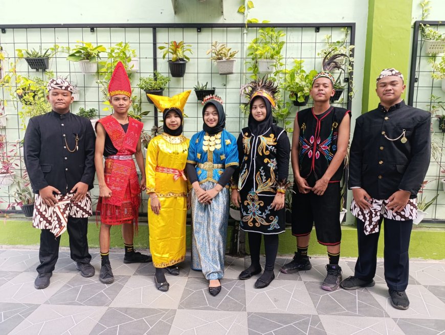 Semarak HARDIKNAS SMP Negeri 1 Prambon: Membangun Karakter Peserta Didik melalui Perlombaan Edukatif