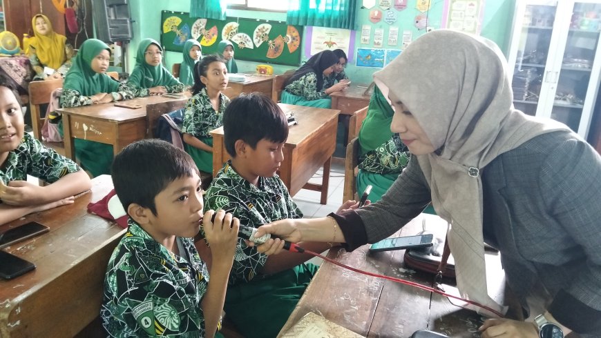 Melangkah ke Dunia Digital: SDN KEBOANSIKEP 2 Ajarkan Public Speaking hingga Web Personal