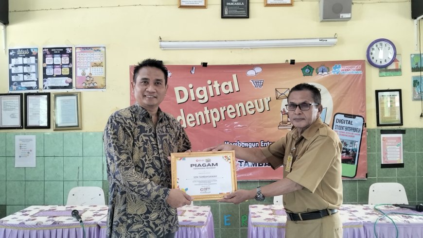 Membangun Generasi Digital: Digital Studentpreneur Menumbuhkan Jiwa Semangat Dan Kreativitas di SDN TambakSawah