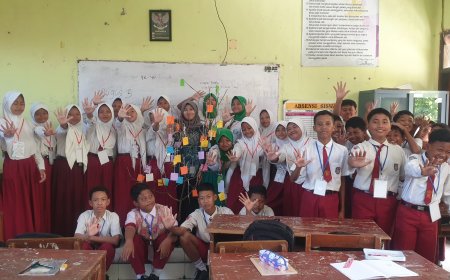 SMPN 1 JABON MPLS RAMAH : MEMBUAT POHON HARAPAN, DENGAN SEMANGAT YANG MEMBARA