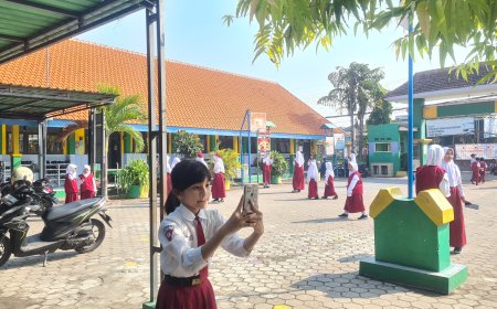 Siswa SDN Sidodadi Antusias Ikuti Program Digital Studentpreneur