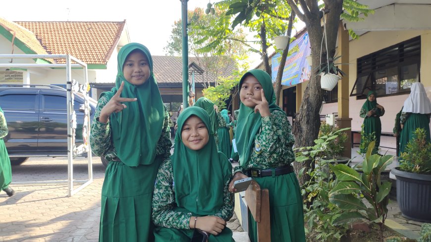 Digital Studentpreneur, SDN Kebonsari Candi, Bangun Keterampilan Digital Sejak Dini