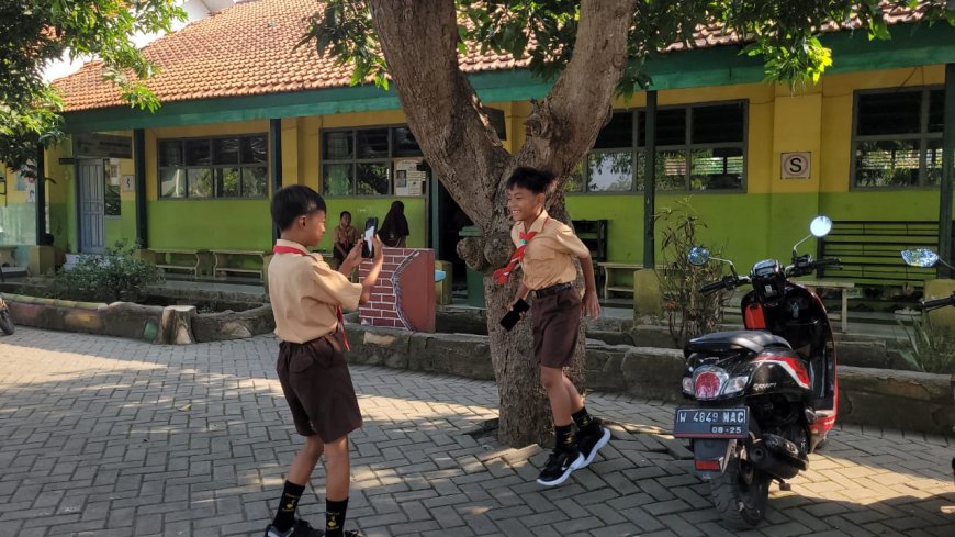 Mengenal Dunia Digital Sejak Dini, Siswa SDN JANTI 2 Antusias Jadi Studentpreneur
