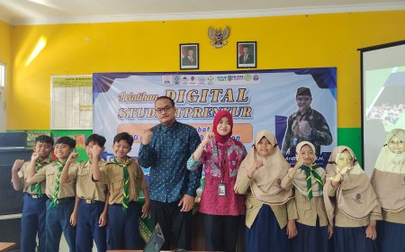 Siswa Kelas 6 SD Muhammadiyah 8 Tulangan Antusias Ikuti Kegiatan "Digital Studentpreneur"
