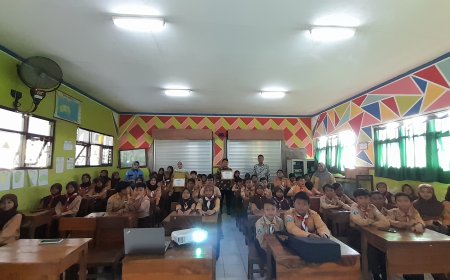 Digital Studentpreneur Tingkatkan Kepercayaan Diri Siswa SDN Kajeksan