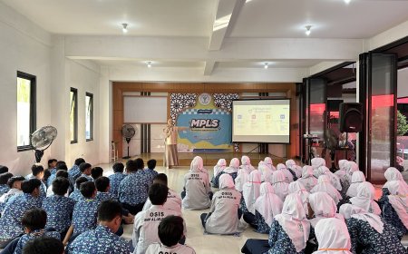 SMP Al Muslim Gelar MPLS 2025 dengan Tema "Rise of The Heroes: Leading The Next Generation"