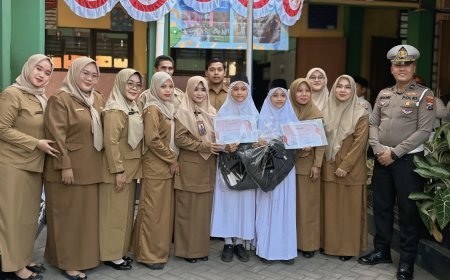 UPACARA DAN PENYERAHAN APRESIASI POCIL SDN BOHAR OLEH SATLANTAS POLRESTA SIDOARJO