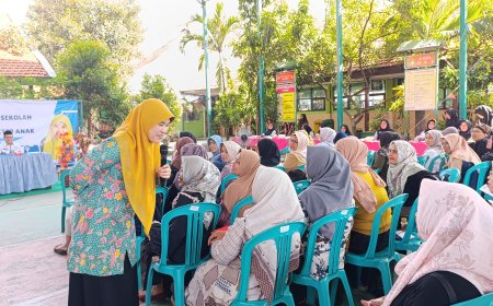Parenting untuk Masa Depan: Memahami Karakter Anak Sejak Dini di SMPN 1 Prambon