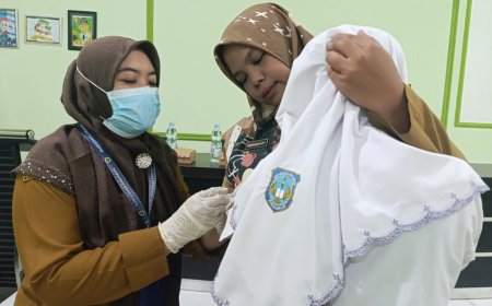 Langkah Pencegahan Sejak Dini: Imunisasi HPV untuk Siswa SMPN 1 Prambon