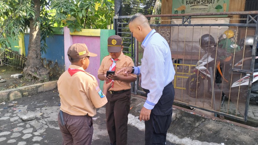 Digital Studentpreneur Di SDN Kedungpandan 1 : Wujudkan Generasi Kreatif Dan Melek Digital