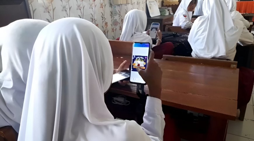 "Bekali Siswa Hadapi Masa Depan, SDN Trompoasri 2 Laksanakan Program Digital Studentpreneur"