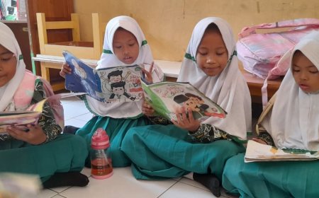 KEGIATAN LITERASI DI SDN DUKUHSARI 1