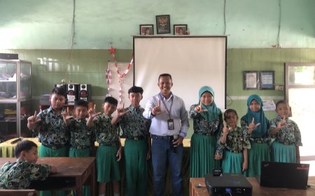 Digital Studentpreneur di SDN Watugolong 2: Mengasah Kreativitas dan Keterampilan Digital Siswa