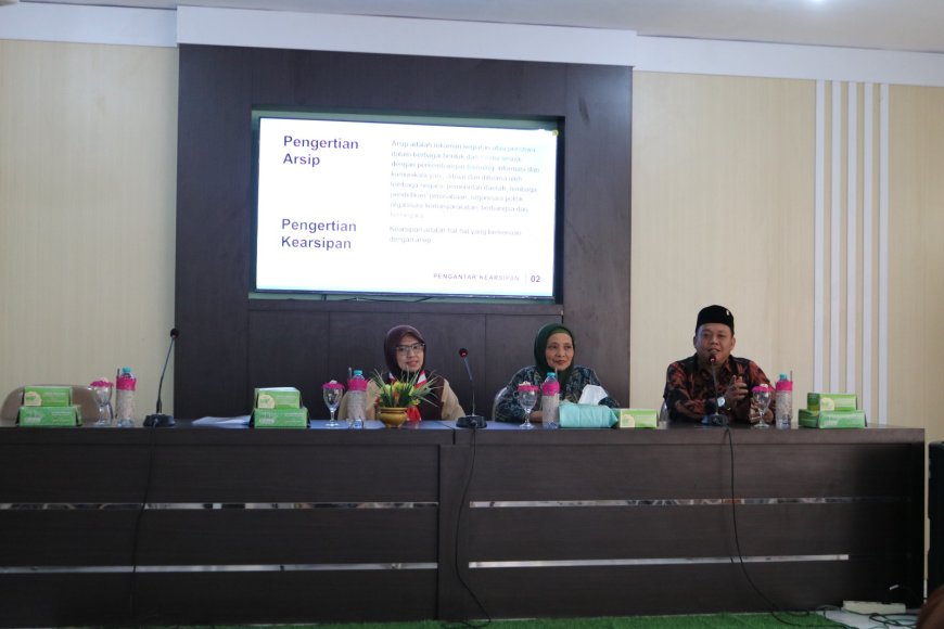 DPRD SIDOARJO GELAR SOSIALISASI  DI SMPN 1 JABON