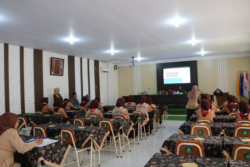 DPRD SIDOARJO GELAR SOSIALISASI  DI SMPN 1 JABON