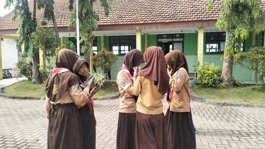 Membangun Generasi Kreatif, SDN Terungkulon Gelar Digital Studentpreneur