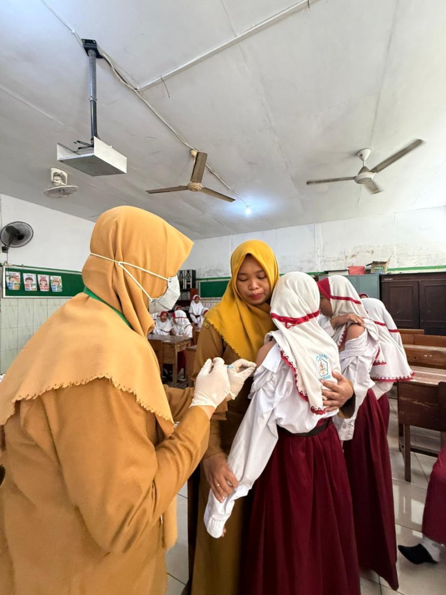SD Negeri Candi Bersama Puskesmas Candi Gelar Imunisasi DPT dan HPV untuk Siswa Kelas 1 dan 5