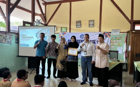 Generasi Digital Muda Berkarya di SDN Tarik 1