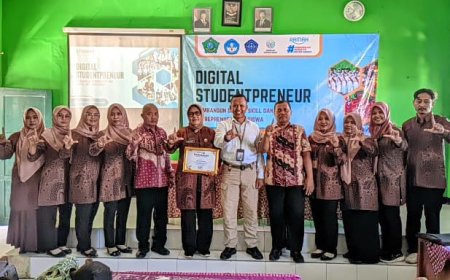 Digital Studentpreneur SDN Kemuning: Menumbuhkan Jiwa Kreatif dan Percaya Diri di Era Digital