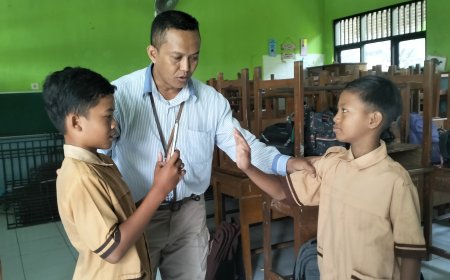 Digital Studentpreneur SDN Mindugading: Melatih Siswa Jadi Generasi Kreatif dan Percaya Diri di Era Digital
