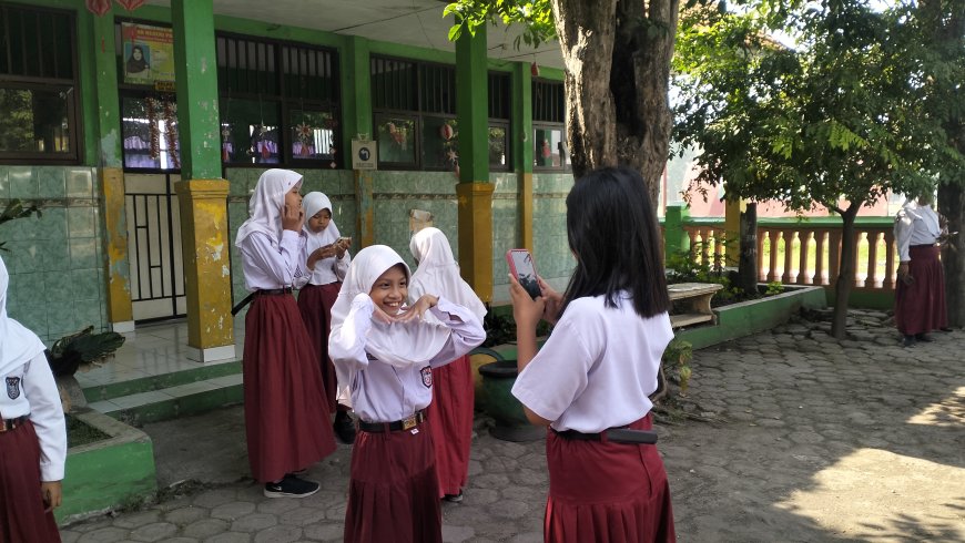Berani Bicara, Cerdas Berkarya! SDN Prambon 1 & 2 Gelar Digital Studentpreneur 2025