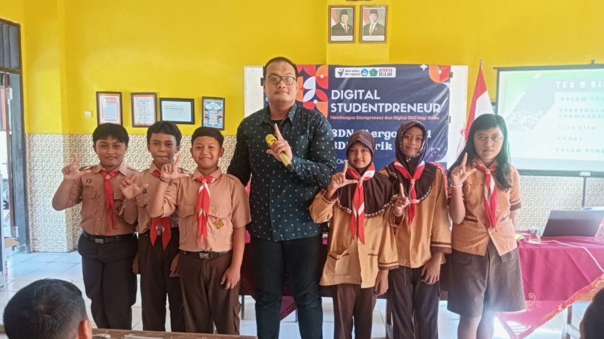 Sukses Gelar “Digital Studentpreneur”, SDN Tarik 2 & SDN Margosari 1 Siapkan Siswa Jadi Generasi Digital Kreatif
