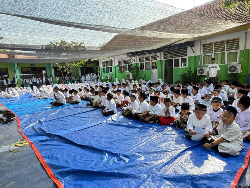 Siswa Kelas 1 sampai 5 SD Negeri Candi Peringati Hari Santri Nasional 2025 dengan Penuh Kekhidmatan dan Kebersamaan