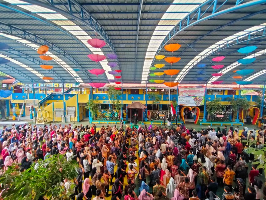 Bergerak untuk Indonesia