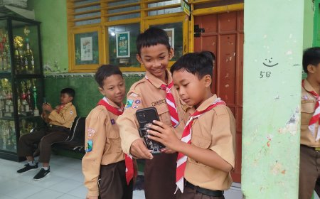 Digital Studenpreneur II  perkuat skill storytelling dan Video Kreatif di SDN Kebonagung 1