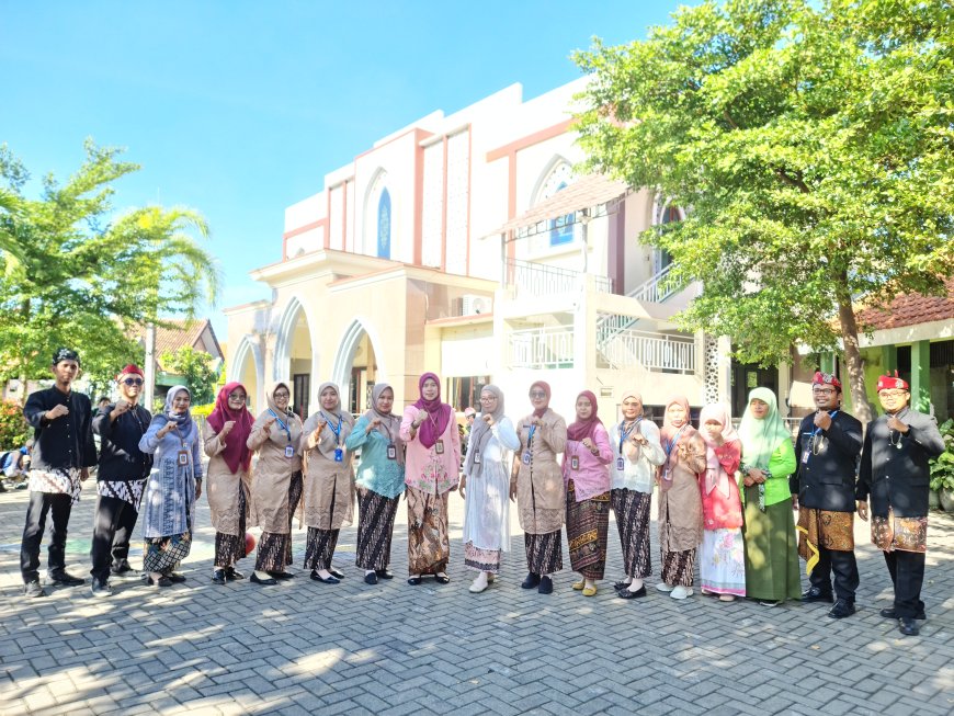 Belajar Sejarah Lokal dalam Peringatan Hari Jadi Sidoarjo ke-167 di SDN Tawangsari 3