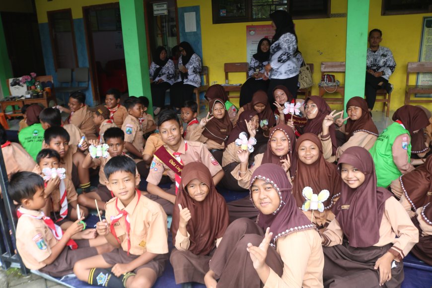 Peringatan Hari Peduli Sampah, SMPN 1 Jabon Menggelar Kampanye Aksi Nyata di SDN Dukuhsari 2