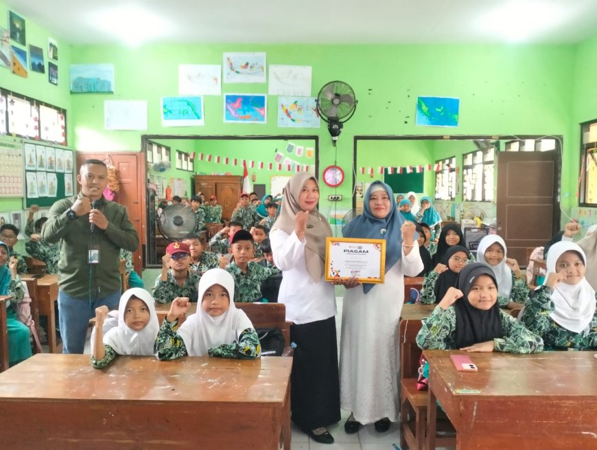 Kegiatan Digital Studentpreneur di SDN Kloposepuluh 2 dan Masangan Wetan diikuti 50 siswa kelas 4 dan 5 dengan materi Storytelling, Video Storytelling, dan Desain e-book.