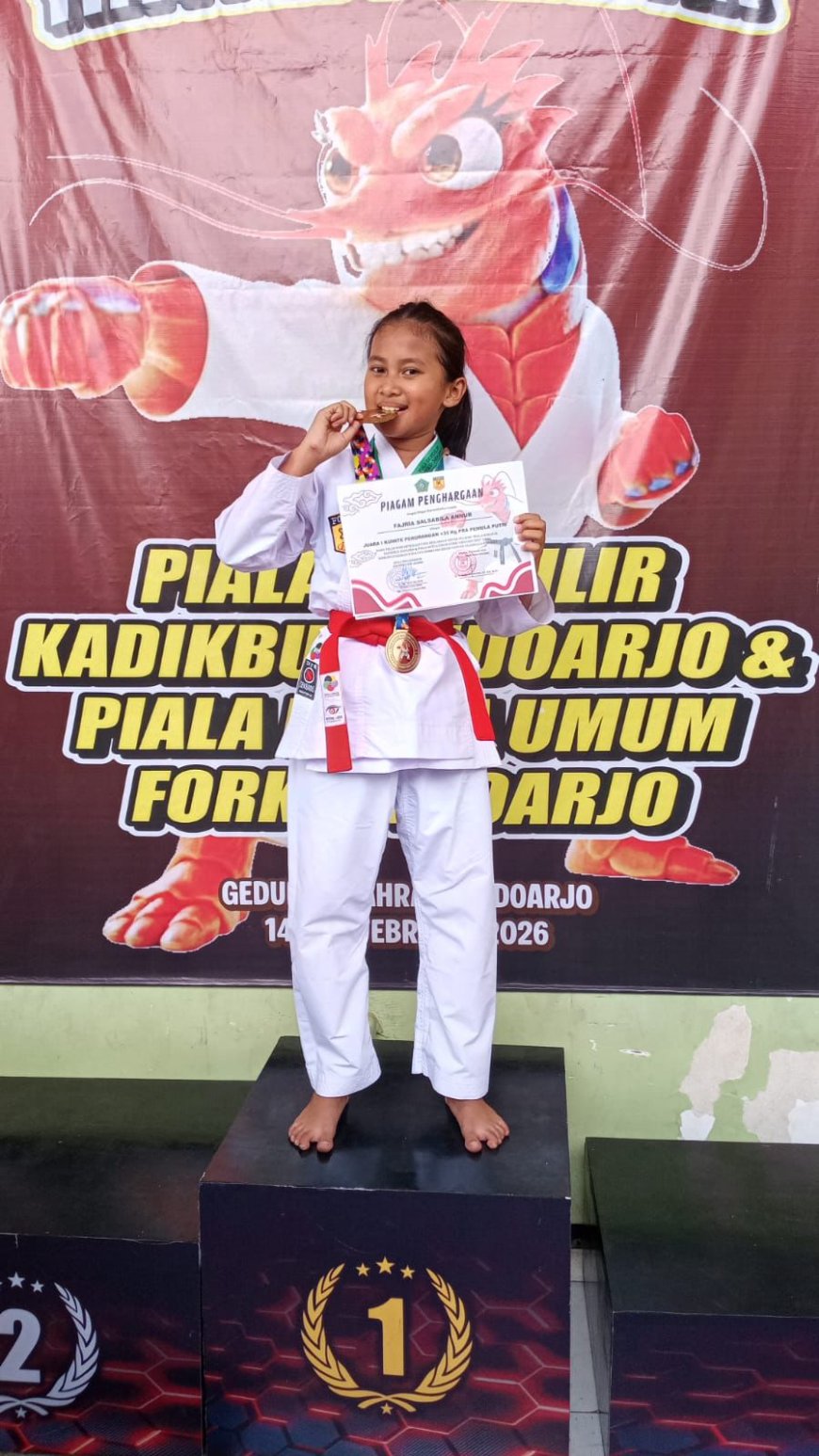 Dua Atlet Muda SD Negeri Candi Raih Juara 1 Karate di Piala Bergilir Kadikbud Sidoarjo 2026