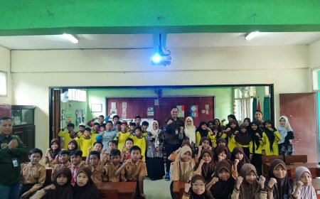 Digital Studentpreneur SDN Bebekan & SDN Ngelom: Bekali Siswa dengan Keterampilan Digital